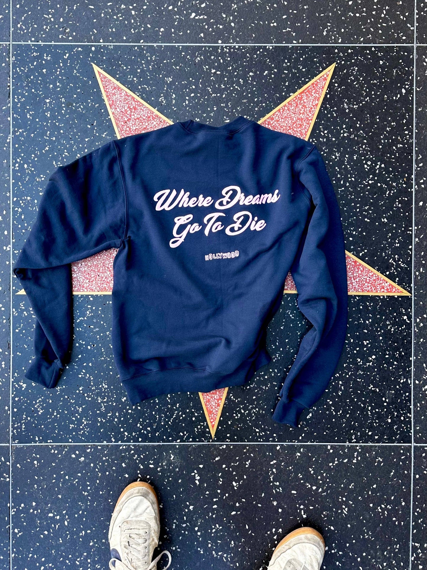 WHERE DREAMS GO TO DIE (HOLLYWOOD) sweatshirt: Black / L