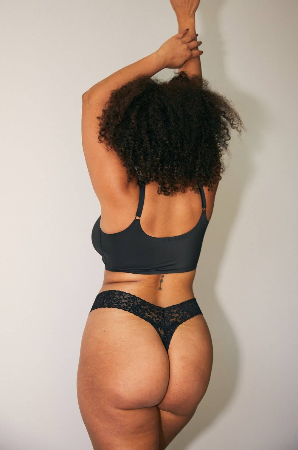 Mid-Rise Lace Thong