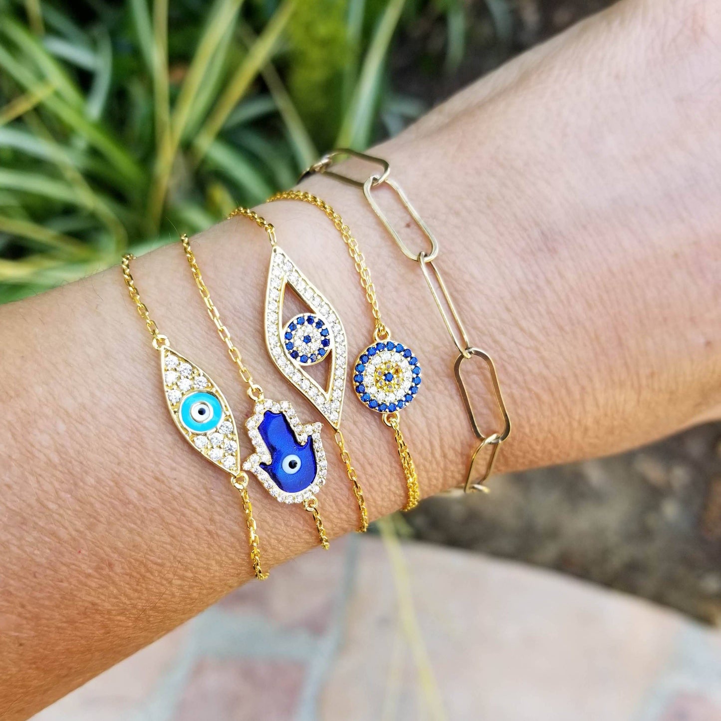 Round Evil Eye Bracelet for Everyday: Gold