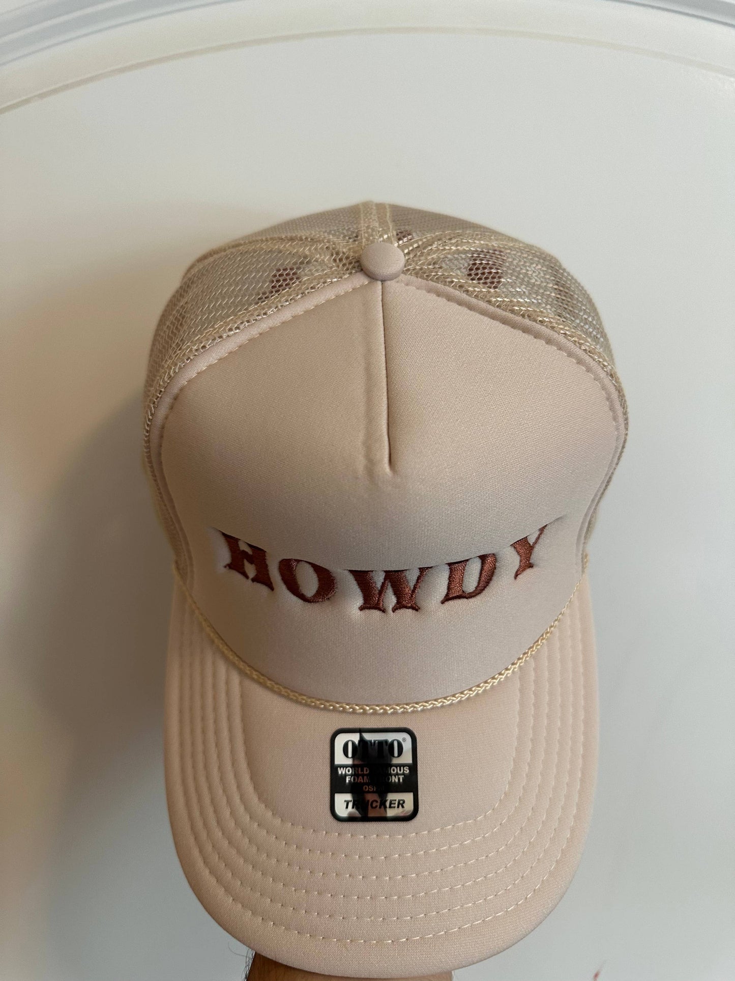 Howdy Hat: Tan Trucker Hat