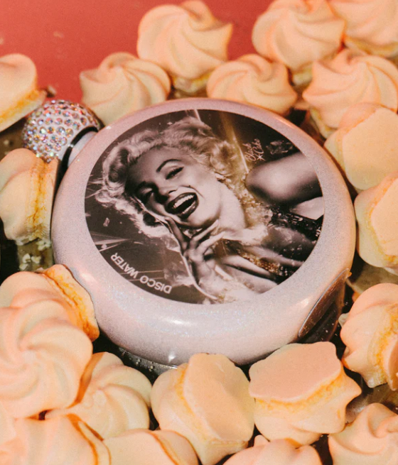 Flask Marilyn